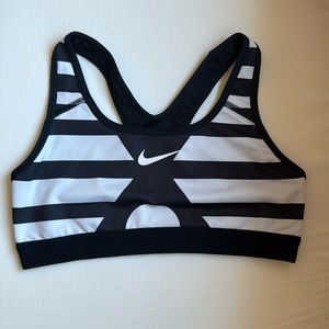 Nike Sports Bra S